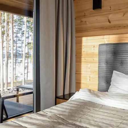 Nyaraló Ylellinen Hirsihuvila Sarkisalo